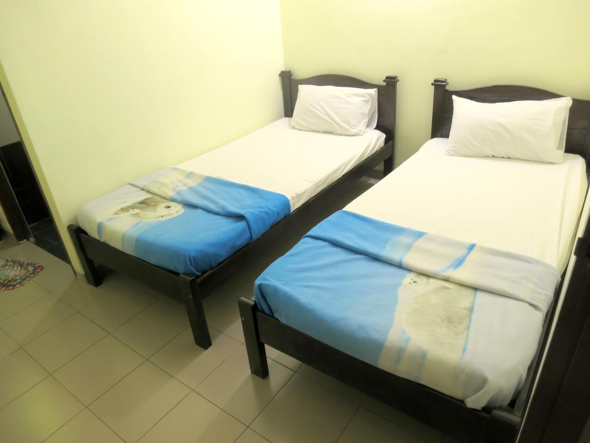 Pangkor Guesthouse Spk Kampong Sungai Udang Zewnętrze zdjęcie