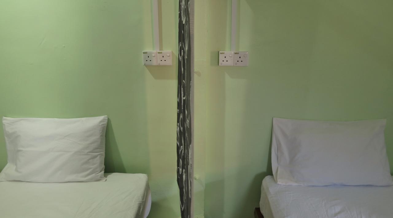 Pangkor Guesthouse Spk Kampong Sungai Udang Zewnętrze zdjęcie